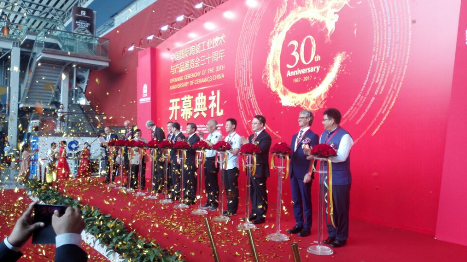 ��ֱ��V�ݹ��Iչ���V���մɹ��Iչ�_Ļ����