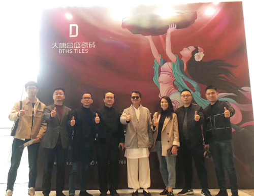 26 ���ƺ�ʢ�ɴuƷ����Ӱ.jpg