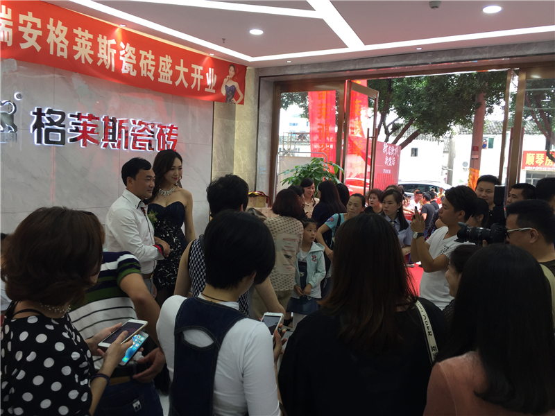 活動現場 (2).jpg