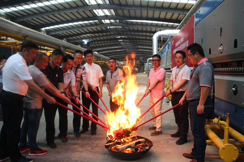 ��ݶ��ϣ����ٔU�� �W���Z���������½�2�l���a��Ͷ�a